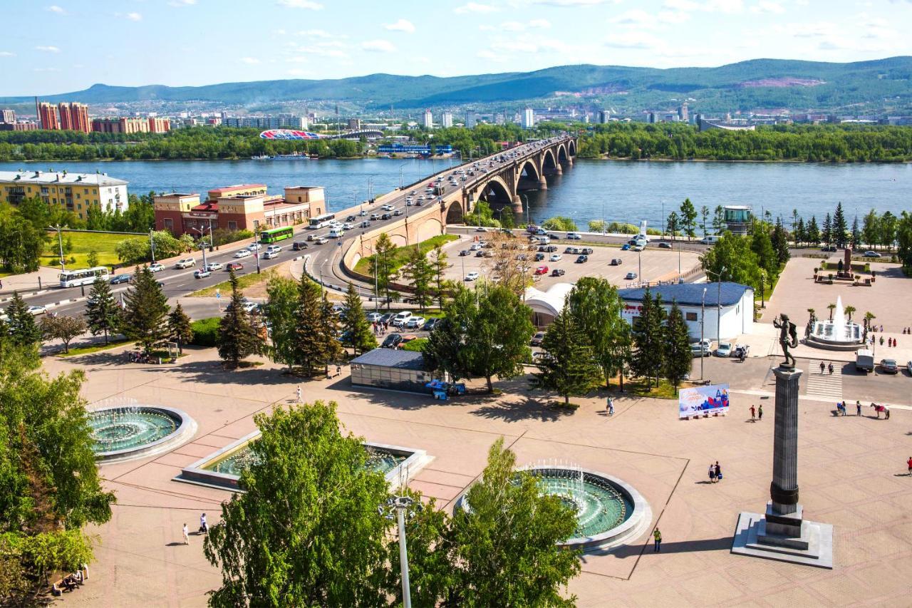 Hotel Krasnojarsk Exterior foto